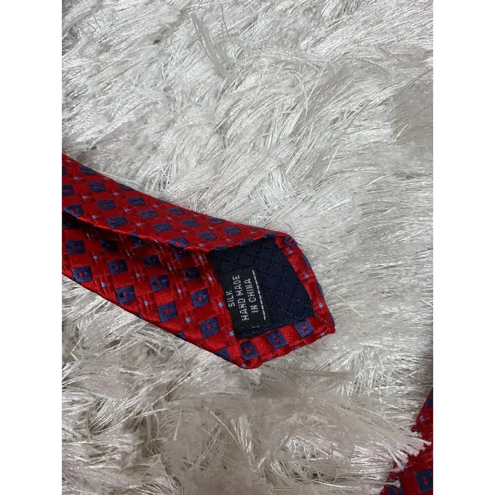 Jones New York Red Blue Diamond Design 100% Silk Scarf